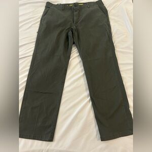 Lee Extreme Comfort Pants 42x34 Olive Green Straight Fit Stretch NWT
